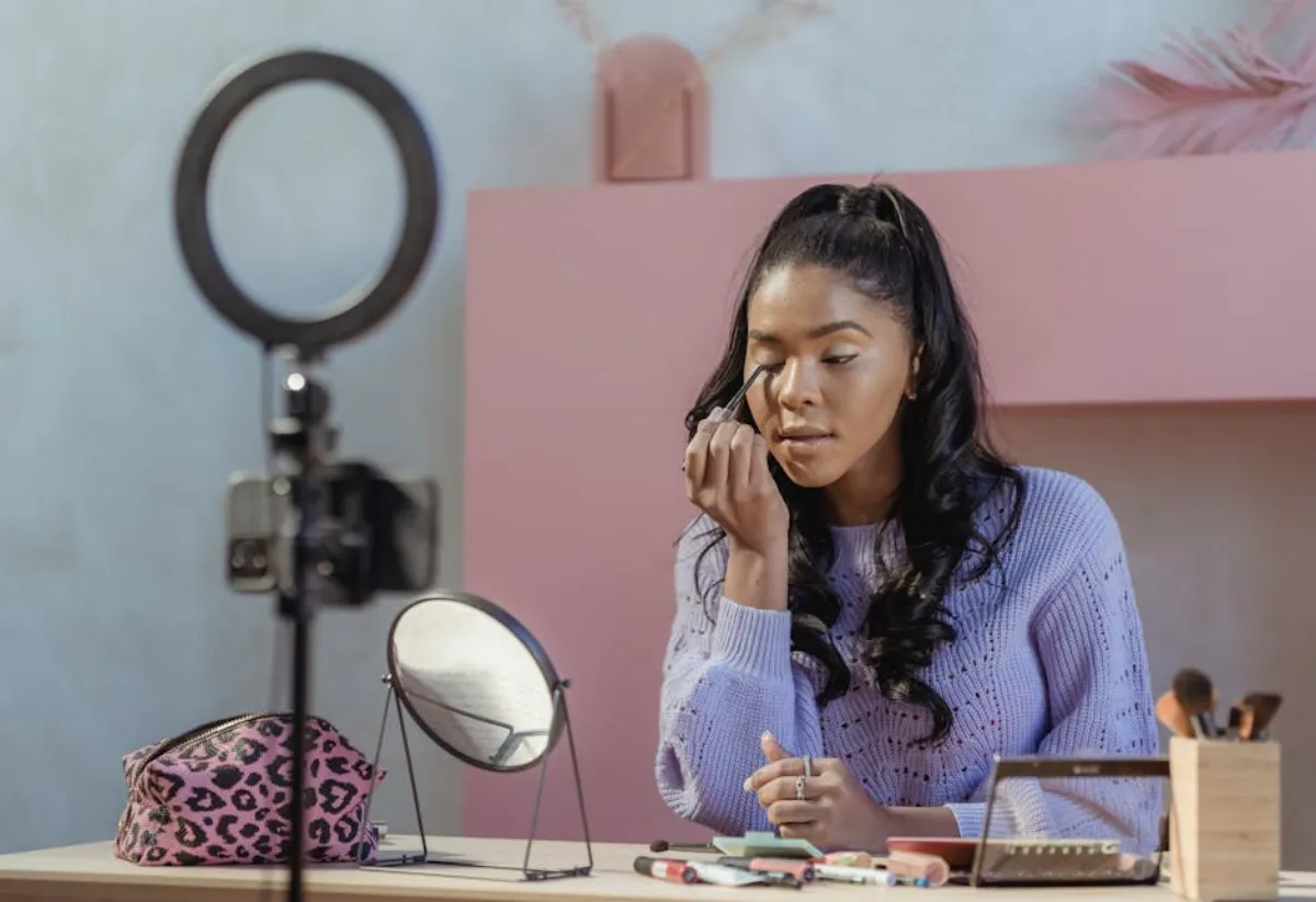 beauty influencer