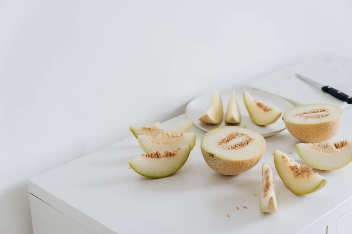 sliced melon